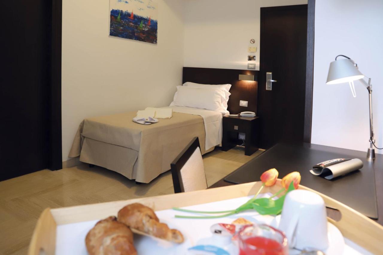 Albergo Cantiani Ancona Ngoại thất bức ảnh
